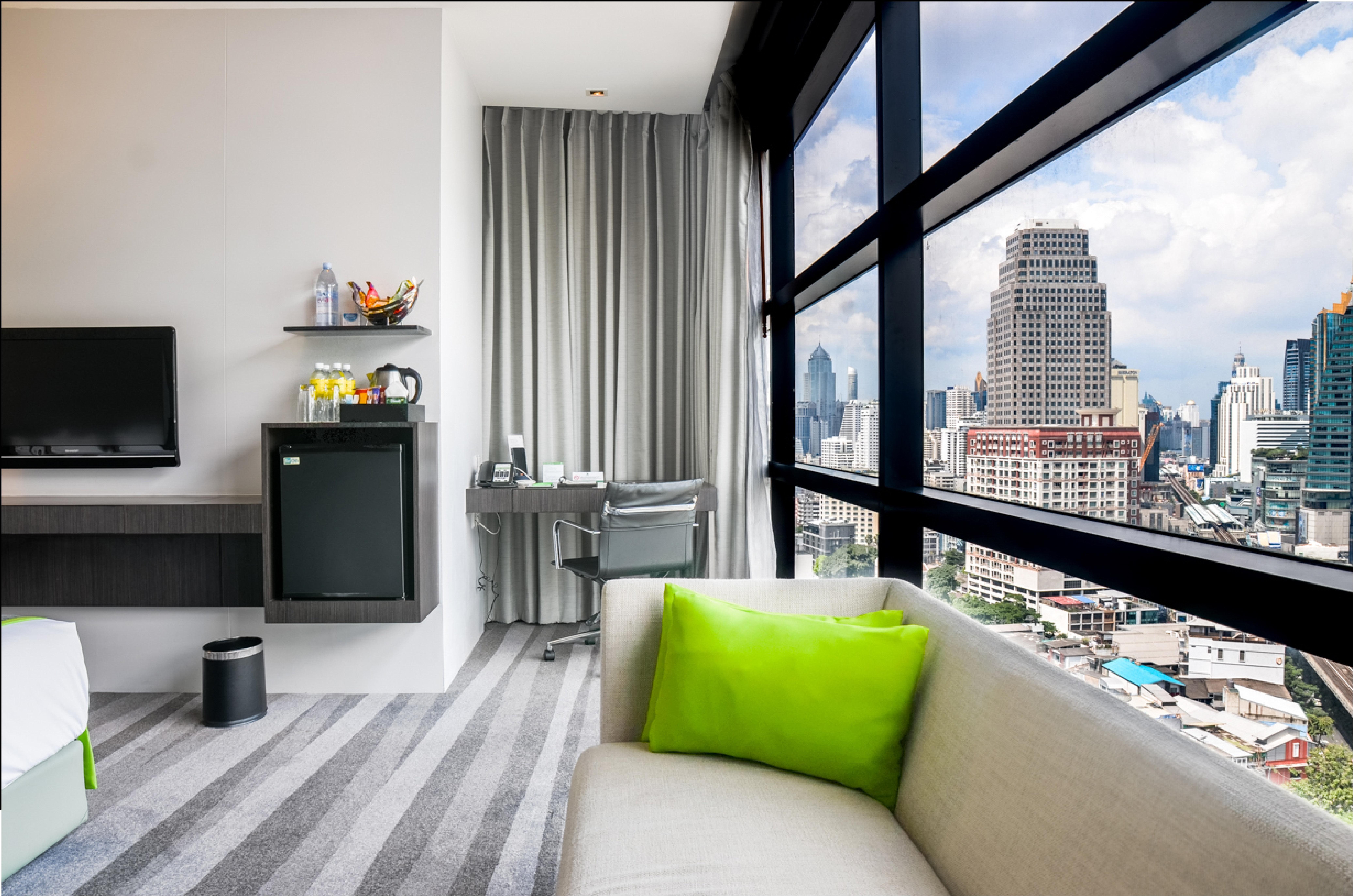Holiday Inn Bangkok Sukhumvit By Ihg Екстер'єр фото